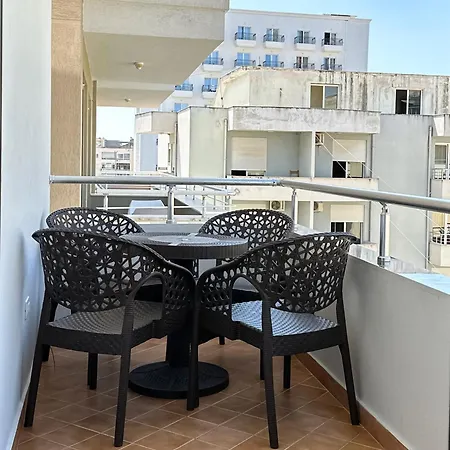 Amar Apartament's *
